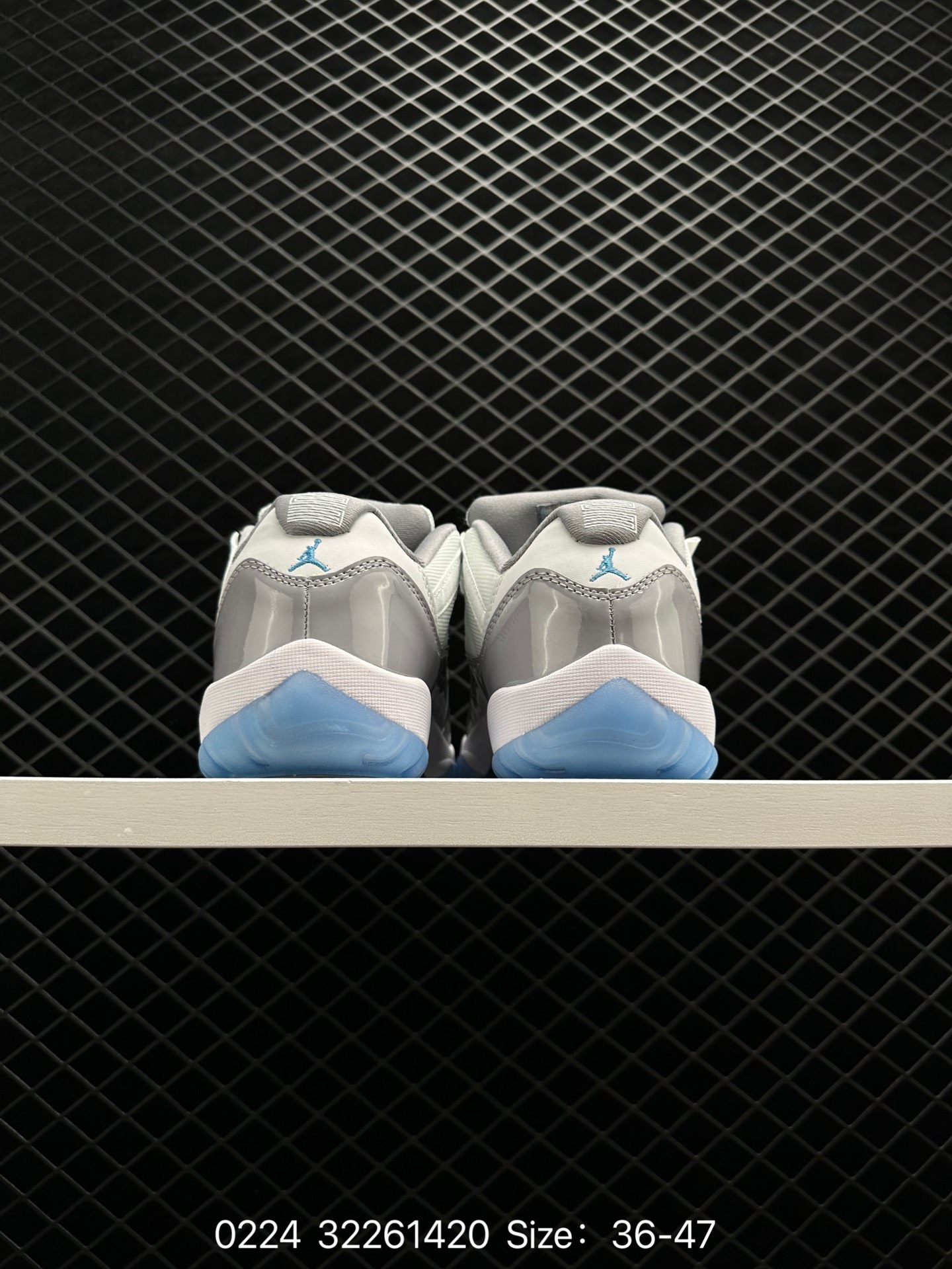 Air Jordan 11 Low “Legend Blue”